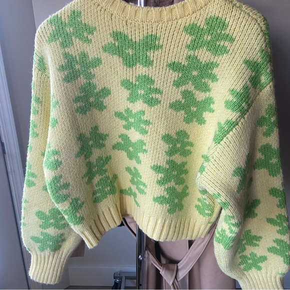 🔖 S ZARA Floral Jacquard Knit Retro Pop Flower Chunky Knit Cardigan Yellow - Picture 12 of 13